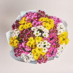 Vibrant bouquet of mixed chrysanthemum
